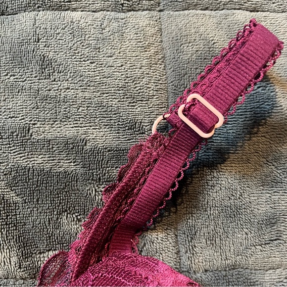 👙Victoria's Secret Wireless Lace Bra - Picture 4 of 5